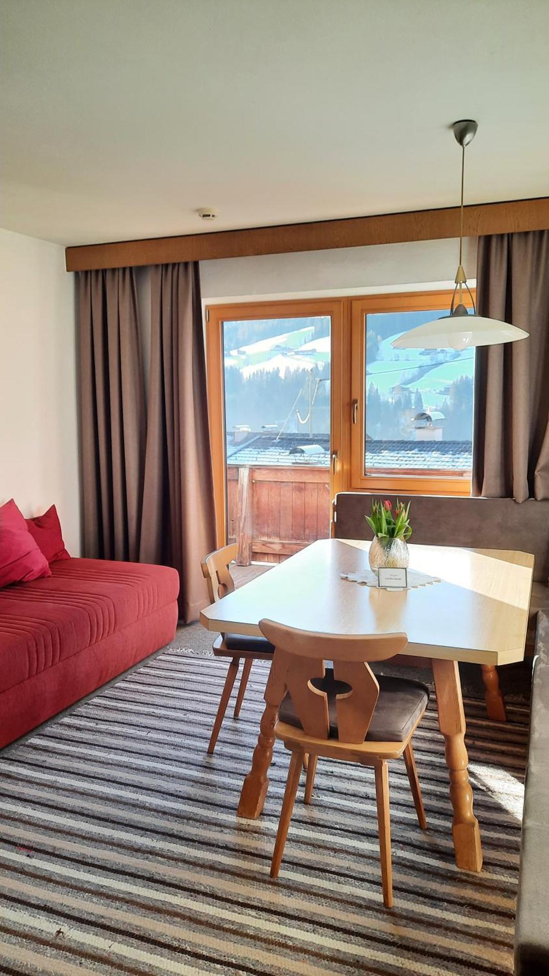 Hotel Haus Gmahblick Ferienwonungen Alpbach Esterno foto